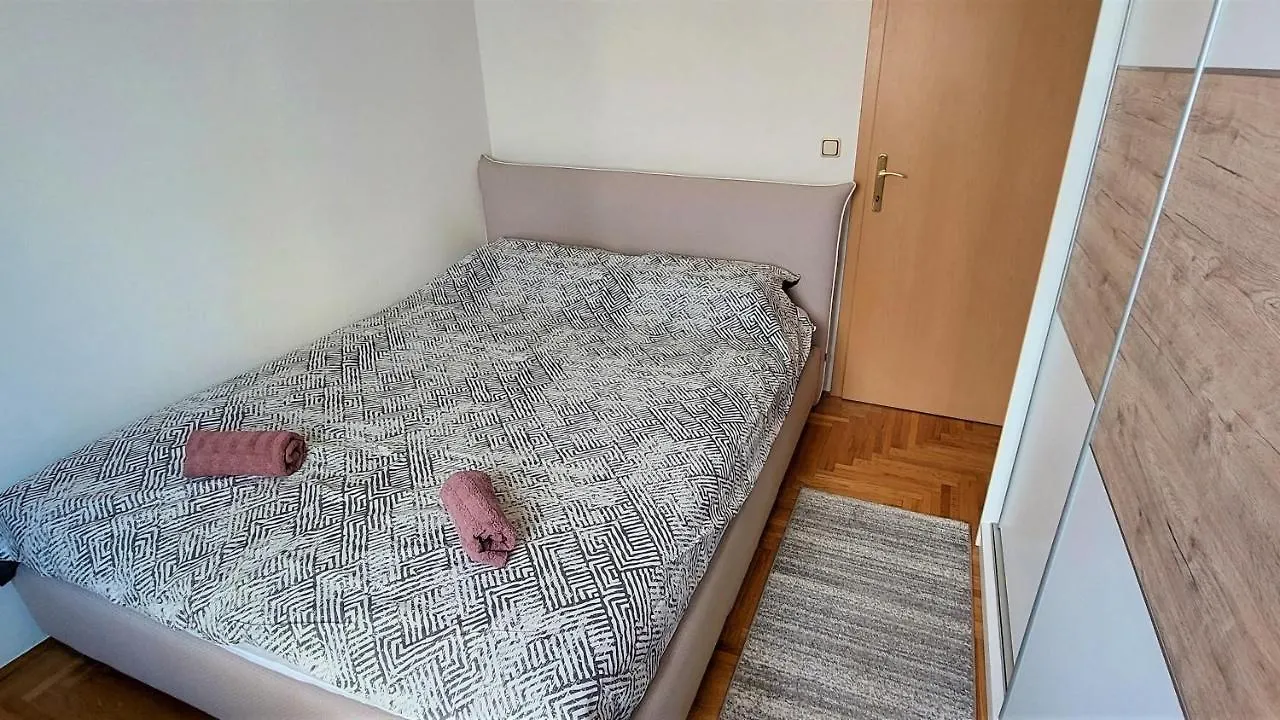 Apartman Crikvenica 35862 - Rea Croatia